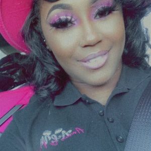 Meet your Posher, Keisha